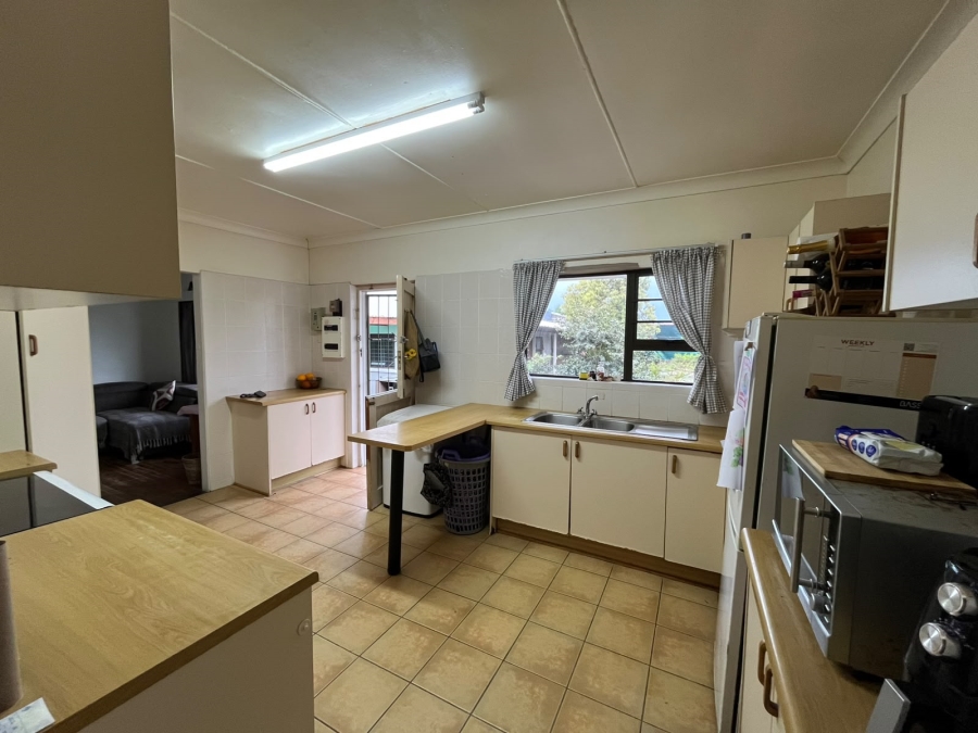 6 Bedroom Property for Sale in Rosemount Eastern Cape